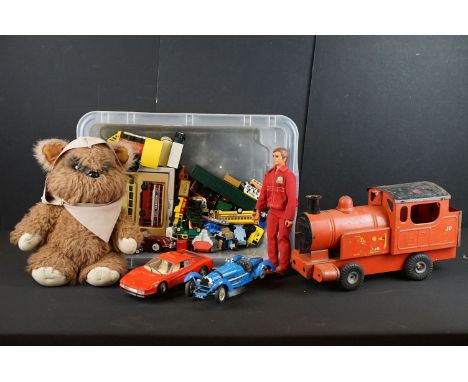 Collection of around 30 diecast models to include Corgi, Vanguards, Burago &amp; Lledo examples, featuring Burago 1/18 (Bugat
