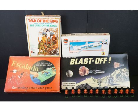 Collection of various toys and games to include boxed Waddingtons Blast-Off, boxed Chad Valley Escalado, War Of The Ring, Air