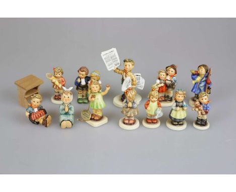 12 Hummel Figuren: Oh weh, mein Zahn 533; Hänsel und Gretel 94; Abendgebet 495; Herzlich willkommen 793; Mein Maskottchen 207