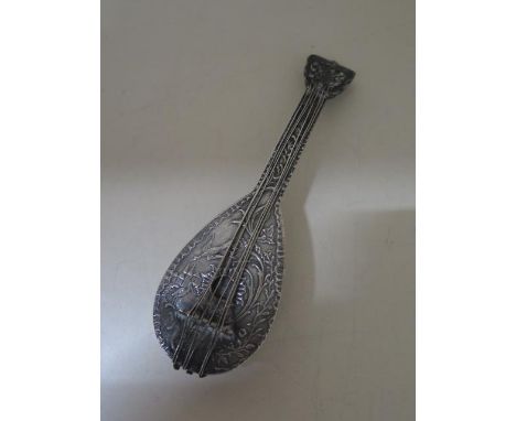 A Continental white metal lute, 16cm long, approx 2.1 troy oz, top may be missing a piece otherwise reasonably good 