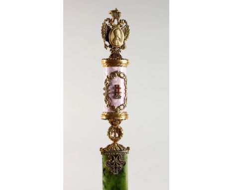A GOOD RUSSIAN GREEN ONYX, GOLD AND ENAMEL PAPER KNIFE IN THE STYLE OF FABERGE, set with diamonds. 11ins long, in a wooden bo