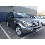 (FY09 FXE) 2009 Land Rover (Range Rover) SP HSE TDV8 A estate in grey, 3,628cc diesel, 6-speed auto,