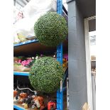 2 artificial Buxus balls