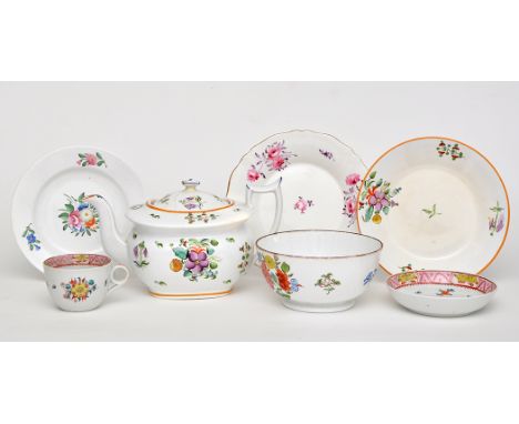 'New Hall' teapot and cover and saucer dish, pattern no. 1444, teapot height 15.5cms; saucer dish pattern no. 3576; cup and s