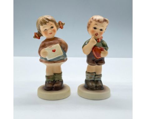 Features two adorable Figures of The ultimate display of affection collection. Largest piece dimensions: 3.5''H x 1.75''dia. 