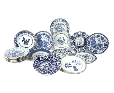 A COLLECTION OF SEVENTEEN CHINESE PORCELAIN BLUE AND WHITE PLATES18TH AND 19TH CENTURYincluding: a set of six with a formal f