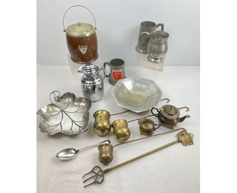 A collection of vintage mixed metalware. To include pewter tankards, wooden and metal biscuit barrel with ceramic liner, leaf