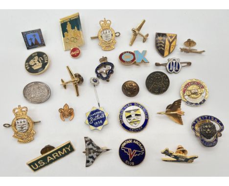 A small collection of vintage pin back and button hole badges to include enamelled examples. Lot includes Butlins and British