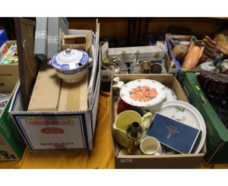 THREE TRAYS OF ASSORTED SUNDRIES, TO INCLUDE ROYAL WORCESTER CROWN DEVON, ETC