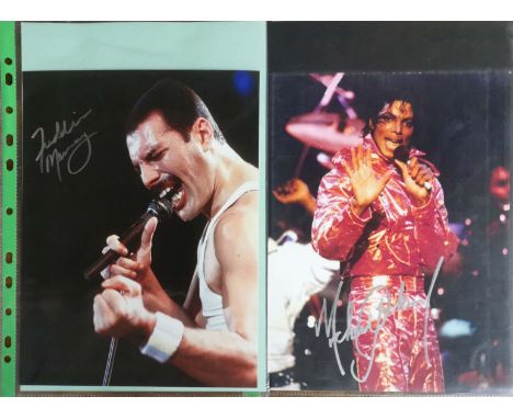 Autograph interest. A signed photograph of Michael Jackson with a signed photograph of Freddie Mercury, picture 25.5 x 20cm.