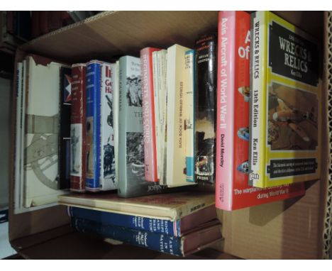 A box of approximately twenty five military books including British Army of 1914, Soldiers of London, German Imperial Army Ha