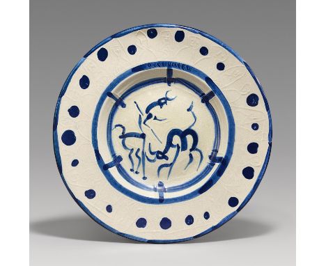 PICASSO CERAMICS, PABLO1881 Malaga - 1973 MouginsTitel: The Pike. Datierung: 1950. Technik: Weißes Steingut, partiell farbig 