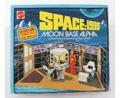 Mattel Space 1999 Moon Base Alpha, control room &amp; launch monitor center! Starflash computer really lights up, in excellen