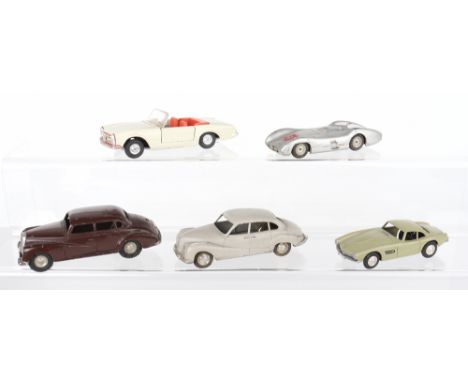 Four Marklin (Germany) Diecast Model Cars,8022 BMW 507 Touring sport, light green (some embellishment) 5524/16 BMW 501, grey 