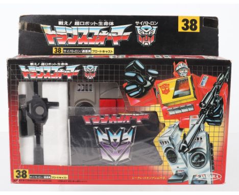 Takara (Japan) G1 Transformers Blaster Autobot 38 with electro scrambler gun, 1984 issue, transforms from boombox to robot an