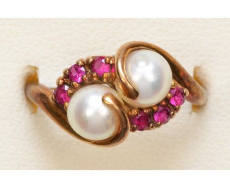 A vintage 9ct gold two stone bead cultured pearl and ruby crossover ring, M, 3.2gm 