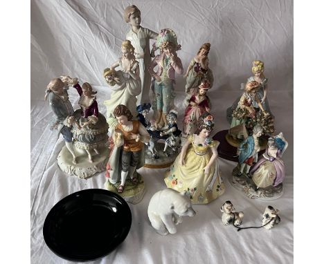 A large collection of ceramics to include a Lladro Polar Bear, Japanese ceramics, The Leonardo Collection, Nao etc. 