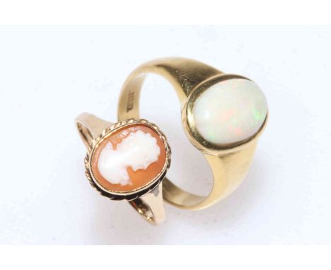 18 carat gold gents opal ring, size R/S, and 9 carat gold cameo ring (2).