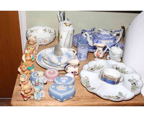 Spodes Italian teapot, meat plate, jugs etc, Royal Worcester Lavinia hors d'ouvres dish, Minton Haddon Hall and Wedgwood Wild