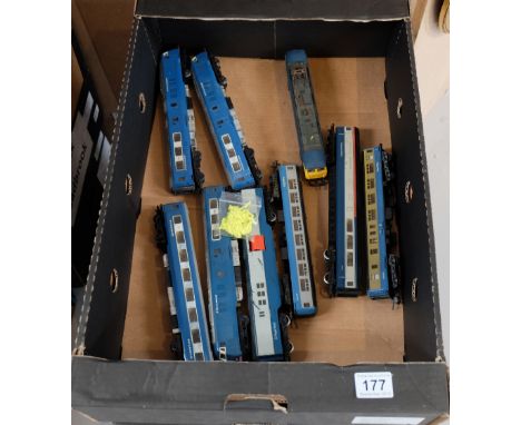 A collection of OO gauge railway models to include Lima Italy City of London 87005 diesel engine, Triang Pullman W6095 diesel