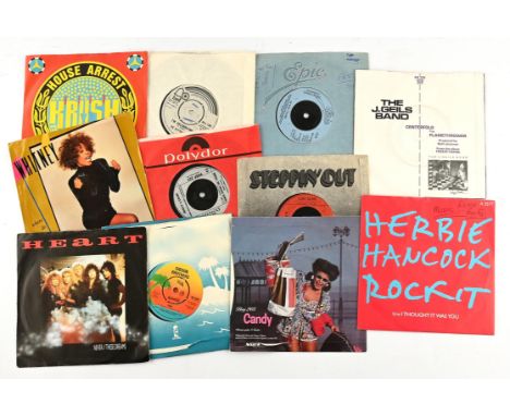 Vinyl records - large quantity of 7" singles including Alice Cooper, David Bowie, Iggy Pop, Gillan, UFO, Def Leppard, The Jam