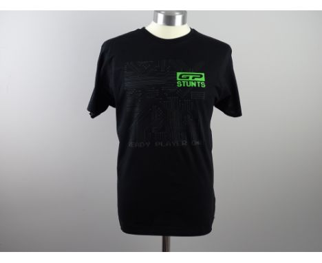 Film / Production Crew Issued Clothing: A group of items to include READY PLAYER ONE stunt crew large black t-shirt together 