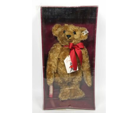 Steiff-Teddy "TOBIAS". Art.-Nr.011948. Sonderedition 1992 für Hamleys, Nr.278/2000. Mit Knopf, Fahne und Zertifikat. H.35 cm.
