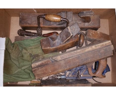 A Quantity of Vintage Carpentry Tools; including block planes etc.