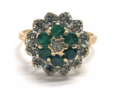 9ct hallmarked gold emerald &amp; diamond cluster ring - size K &amp; 2.3g total weight