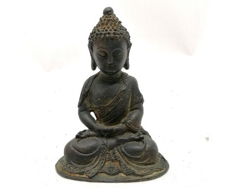 20thC small bronze Buddha 12cm high
