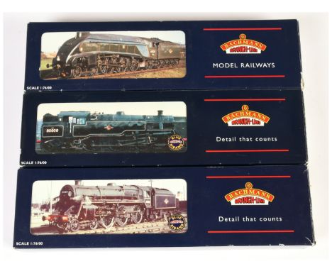 Bachmann OO Gauge group&nbsp; of Steam Locomotives to include 32-353 BR Green (Preserved) Standard Class 2-6-4t Locomotive No