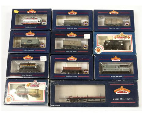 Bachmann OO Gauge group of Wagons to include Ref 37-680A 14 Ton Tank Wagon with Large Filler&nbsp; No. 136 "Fina" plus others