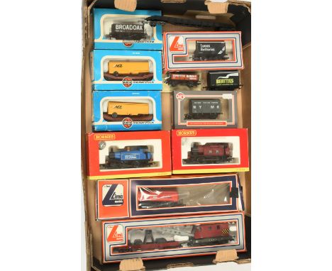 Hornby (China), Airfix and Similar mixed group of boxed and unboxed Steam Locomotives and Wagons to include&nbsp; Hornby (Chi