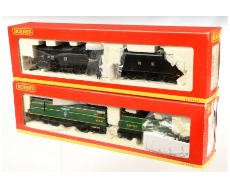 Hornby (China) pair of Steam Locomotives comprising of R.2220 British Railway Malachite Green 4-6-2 Battle of Britain Locomot
