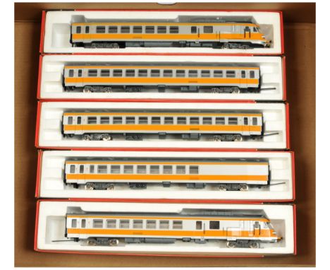 Jouef HO Gauge Turbotrain set - consisting of 8611 (Power car), 5491-93 coaches and 5494 (Dummy Car). Conditions: Generally E