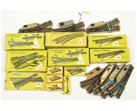 Marklin 3-rail HO Boxed and unboxed Points and track - to include 2x 5117 pair, partial and full box of 5106 sectional track.
