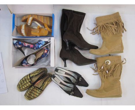 Assorted vintage and modern shoes including tall suede boots, suede heels, tartan flats and sandals and wedges (approx. 11 pa