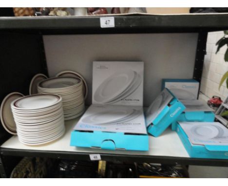 24 pieces of Royal Worcester Classics dinner set new and boxed and a large quantity of Oxford plates