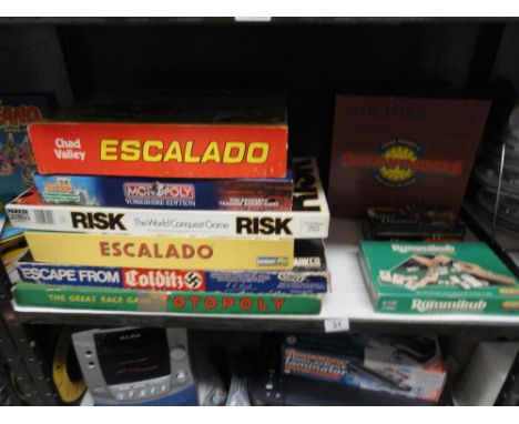 A collection of games and vintage games including Escalado x 2, Colditz, Totopoly etc