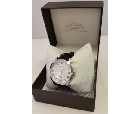 A mens boxed Rotary with black leather strap. Classic face with date function. Working order. 