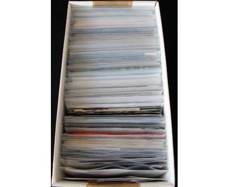 SOUL/DISCO/FUNK - Fantastic collection of over 150 (mainly UK demo) 7" singles. Artists to include Melba Moore, Sylvester, Si
