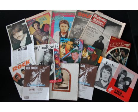 80s RECORD COLLECTOR, NEWSPAPERS, PROGRAMMES - a collection of books, newspapers, programmes and magazines to include the Rec