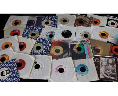 SOUL/FUNK/DISCO - Great collection of around 80 x quality US issue 7" singles. Artists to include The Tradewinds (Avco AV-462