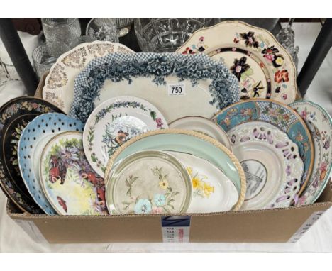 A good lot of collectors plates etc including Masons, Royal Worcester etc