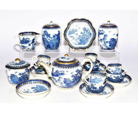 A Caughley 'Willow Nankin' tea and coffee service, circa 1785transfer-printed in underglaze blue, comprising a teapot, lidded