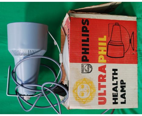 A retro vintage Philip's ultraphil health lamp complete in original box.

Cost to post within the uk is £15.99+ VAT on a trac