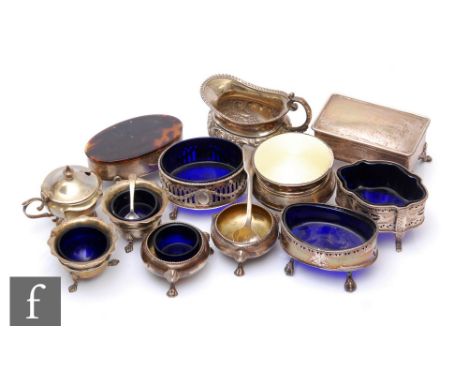A parcel lot of assorted hallmarked silver items to include open salts, a trinket box, an enamelled dressing table jar and a 