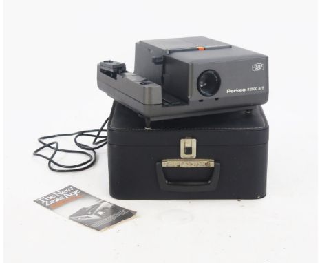 Zeiss Ikon Perkeo R 2500 AFS Projector with 1:2.8/85 lens, manual and cased