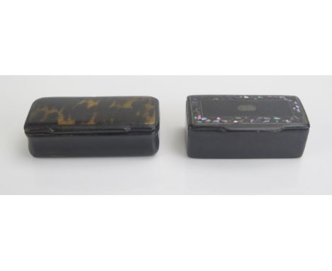 A papier mache and mother-of-pearl inlaid rectangular snuff box, 6.5vm wide, together with a papier mache and faux tortoisesh