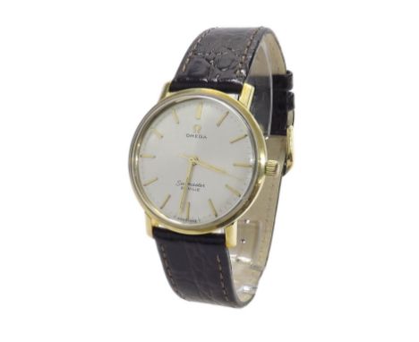 Omega Seamaster De Ville 9ct gentleman's wristwatch, the silvered dial with baton markers and sweep centre seconds, leather s